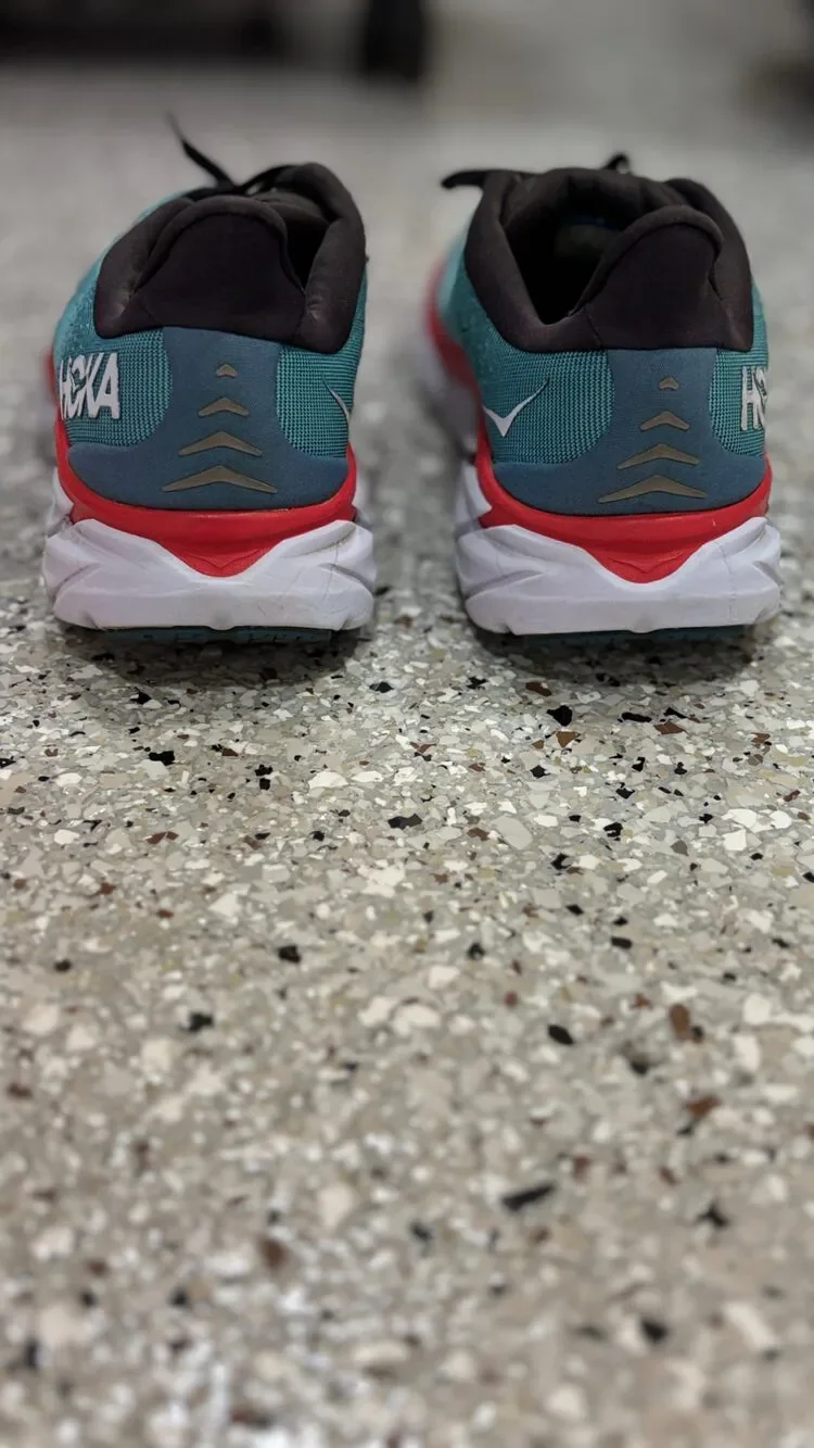 Hoka One One Clifton 8 RTAR Running Shoes Woman’s 8.5 Wide D
